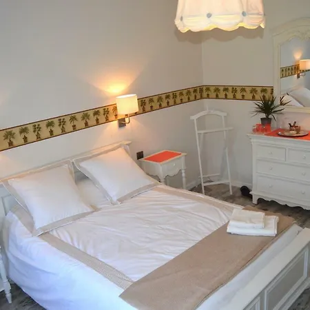 Cote Vignes Bed & Breakfast